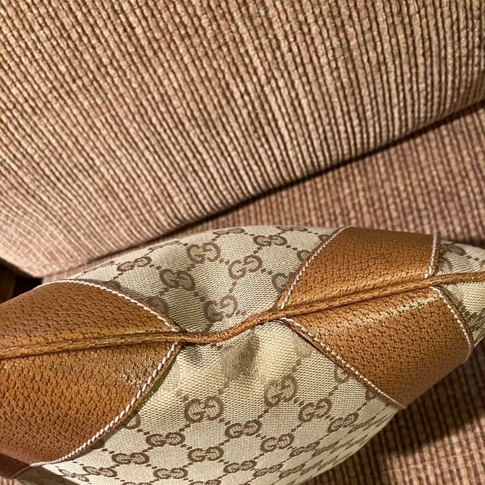 Gucci Vintage Bag - Picture 7 of 10